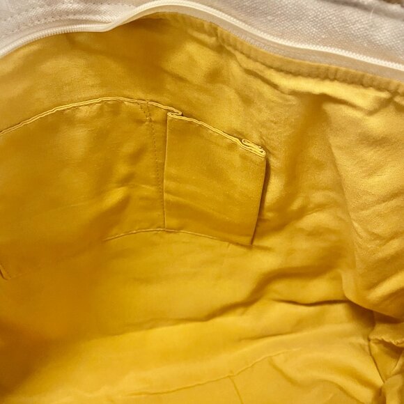 America & Beyond Beaded Weekender Bag - Picture 5 of 10